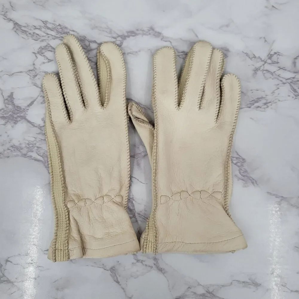 Vintage Deerskin Leather Bone Colored Leather Driving Gloves